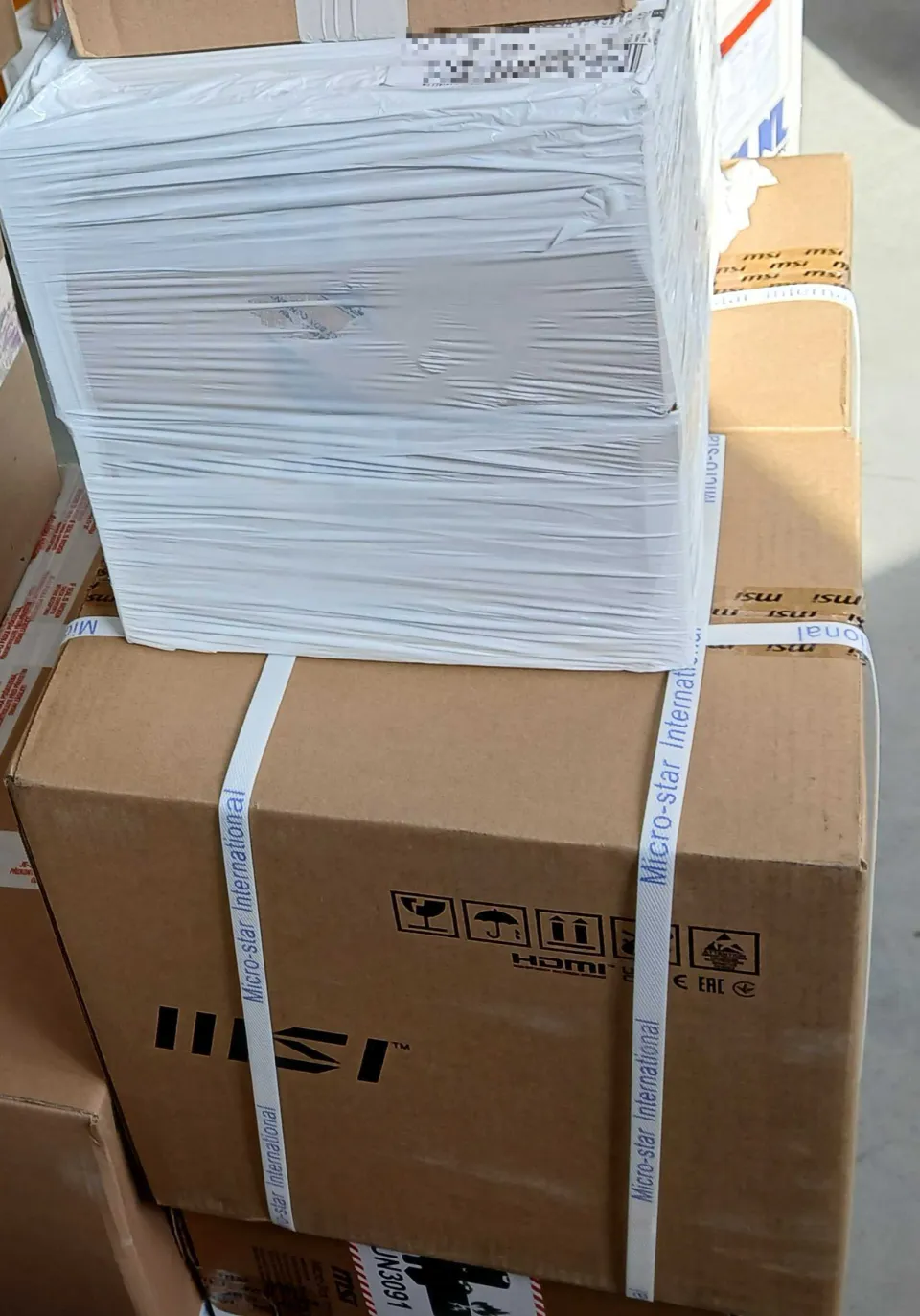 KRINOVA warehouse operations: electronics cartons received into stock